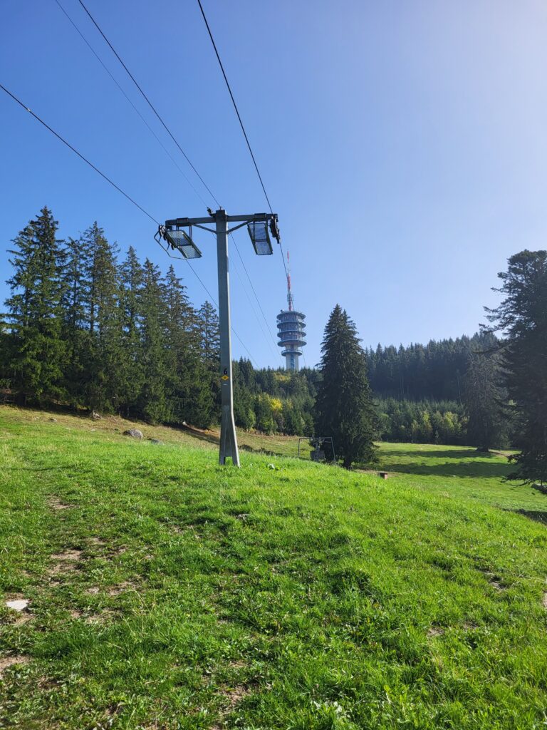 Mont-Gibloux, remontée mécanique et tour